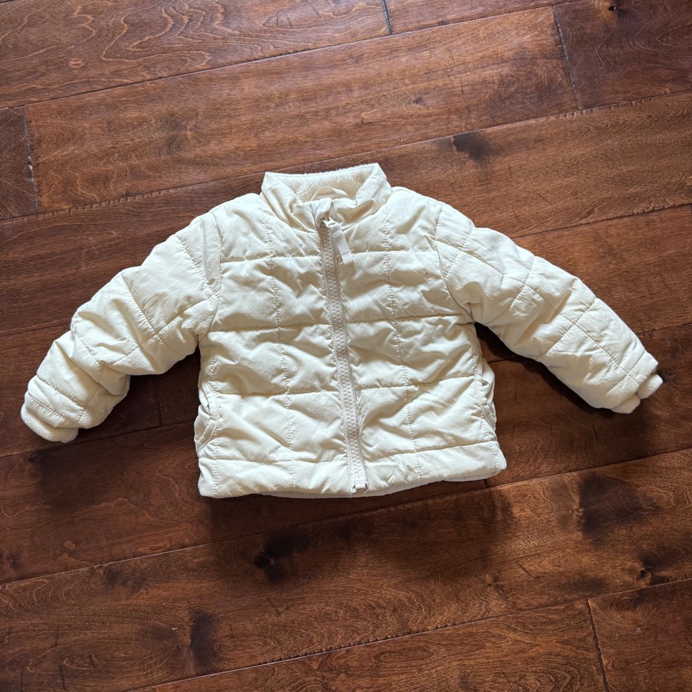 Cat & Jack Kids Cream Quilted Puffer Jacket Sherpa Lined Off-White 12M‎